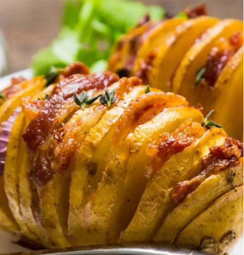 Panteta cu cartofi copti facuti in casa